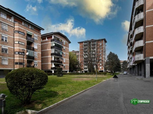 appartamento in vendita a Milano in zona Chiesa Rossa