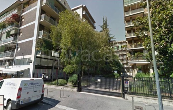 appartamento in vendita a Milano in zona Lambrate