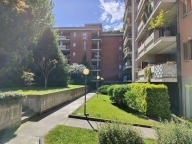 appartamento in vendita a Milano in zona Adriano