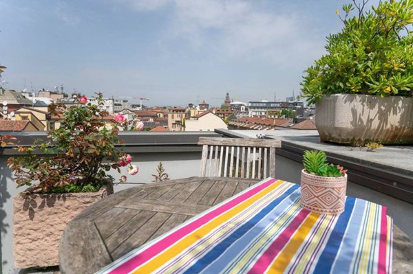 appartamento in vendita a Milano in zona Sant'Ambrogio