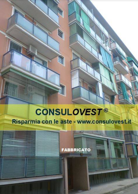 appartamento in vendita a Milano in zona Quartiere degli Olmi