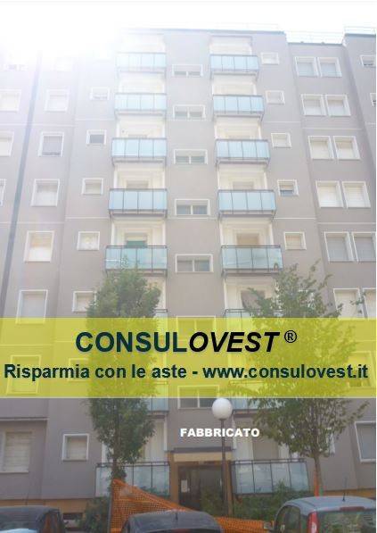 appartamento in vendita a Milano in zona Quarto Oggiaro