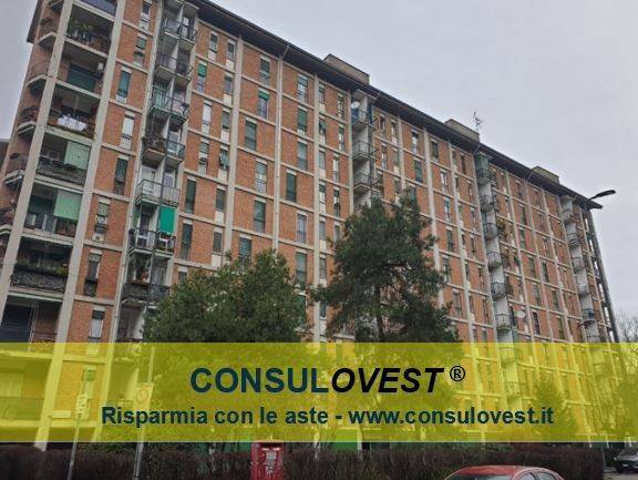 appartamento in vendita a Milano in zona Gallaratese