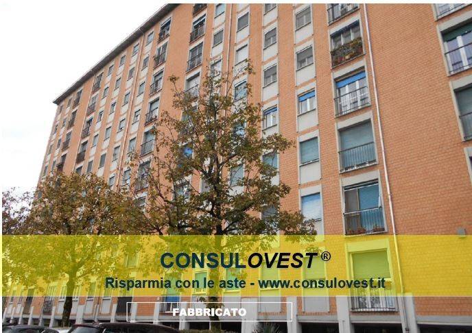 appartamento in vendita a Milano in zona San Cristoforo