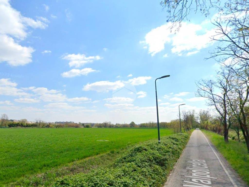 terreno agricolo in vendita a Milano in zona Famagosta