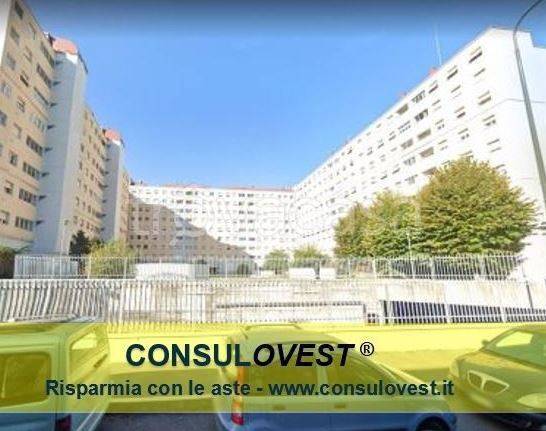 appartamento in vendita a Milano in zona Quarto Cagnino