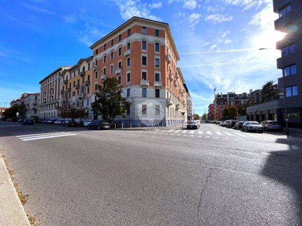 appartamento in vendita a Milano in zona Piazzale Lodi