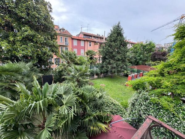 casa indipendente in vendita a Milano in zona Città Studi
