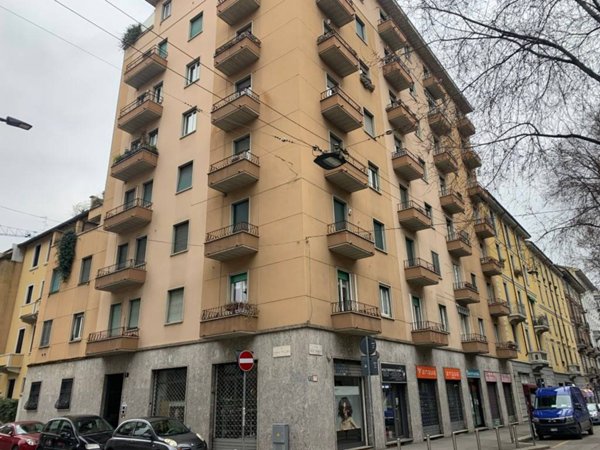 negozio in vendita a Milano in zona Isola