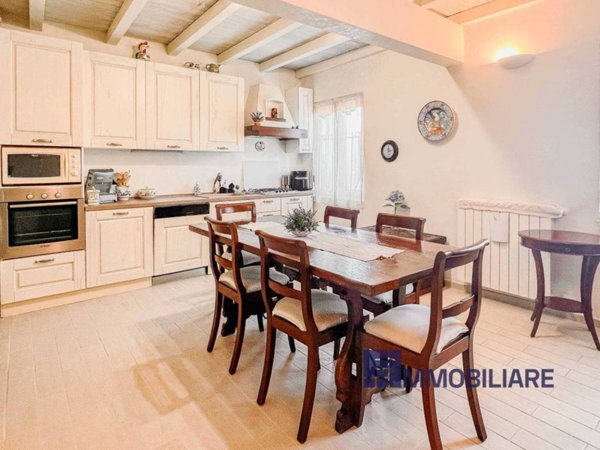 appartamento in vendita a Milano in zona Famagosta
