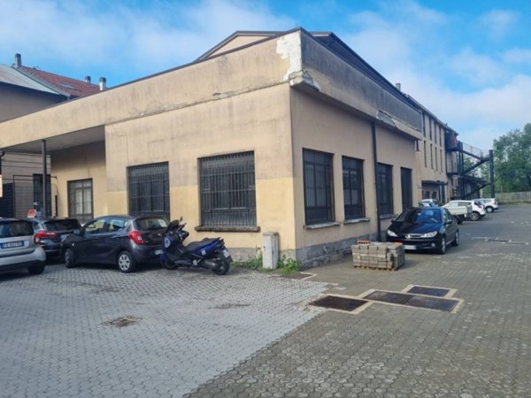 ufficio in vendita a Milano in zona Chiesa Rossa