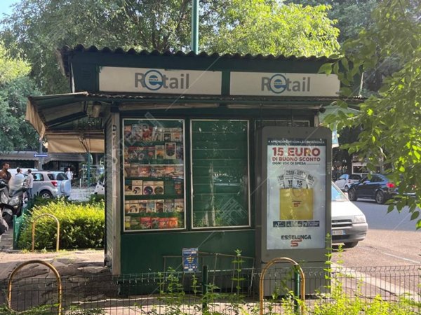 negozio in vendita a Milano