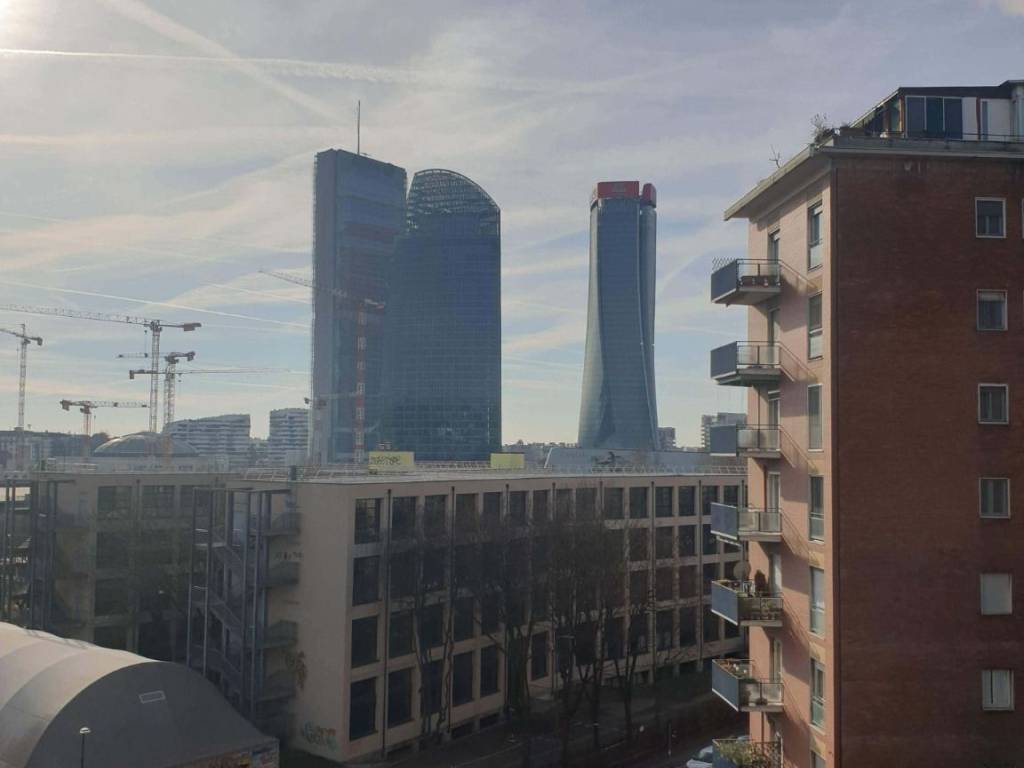 appartamento in vendita a Milano in zona Sempione