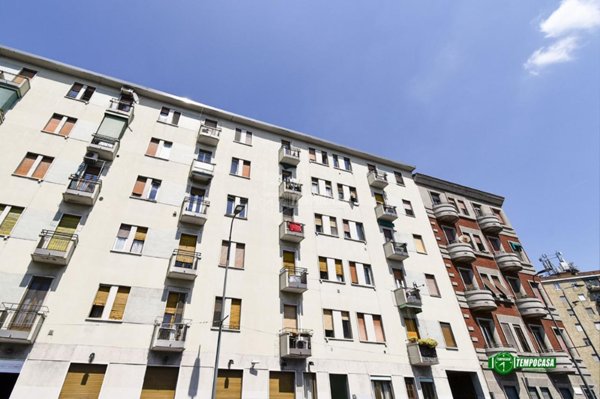 appartamento in vendita a Milano in zona Famagosta