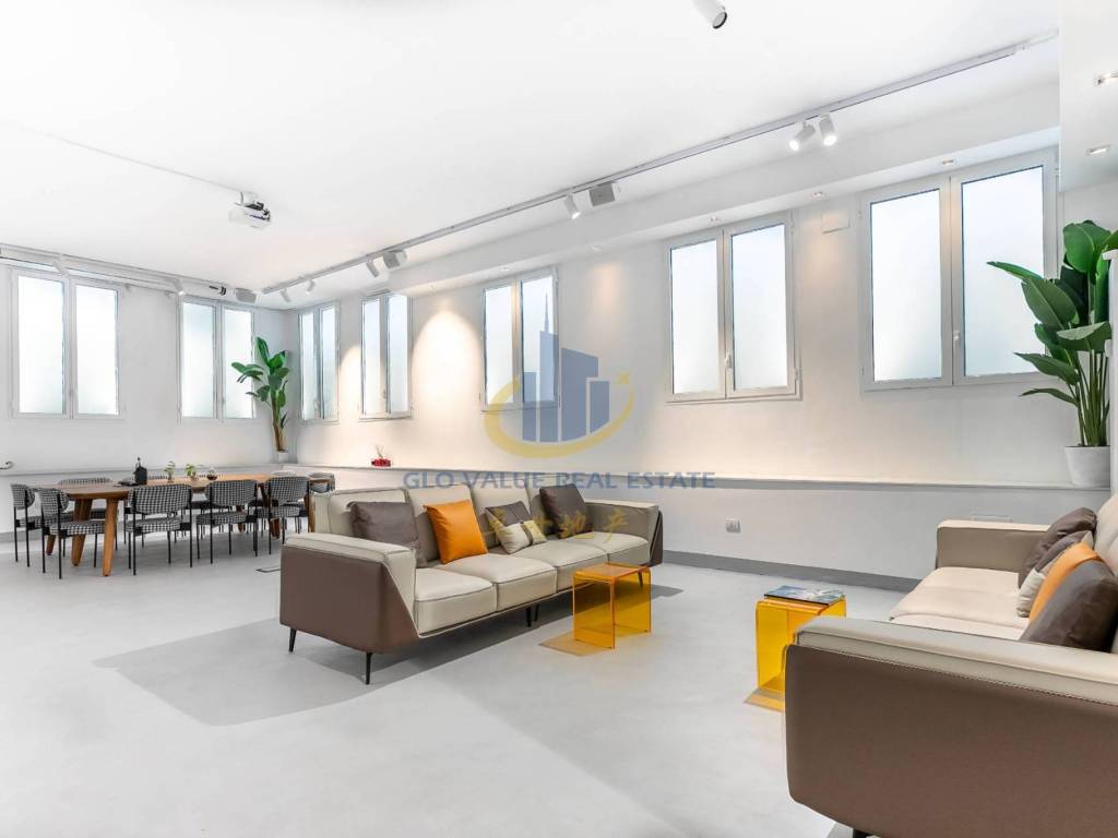 ufficio in vendita a Milano in zona Centro Direzionale