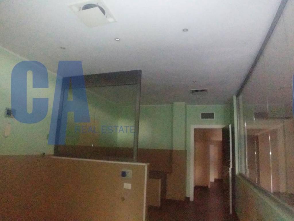 negozio in vendita a Milano in zona San Siro