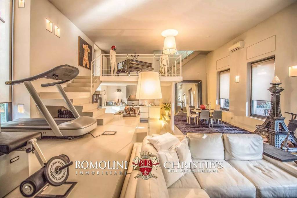casa indipendente in vendita a Milano in zona Sant'Ambrogio