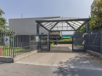 ufficio in vendita a Milano in zona Porta Romana