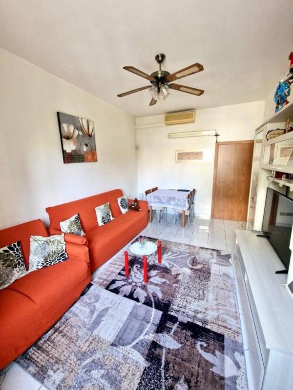 appartamento in vendita a Milano in zona Famagosta