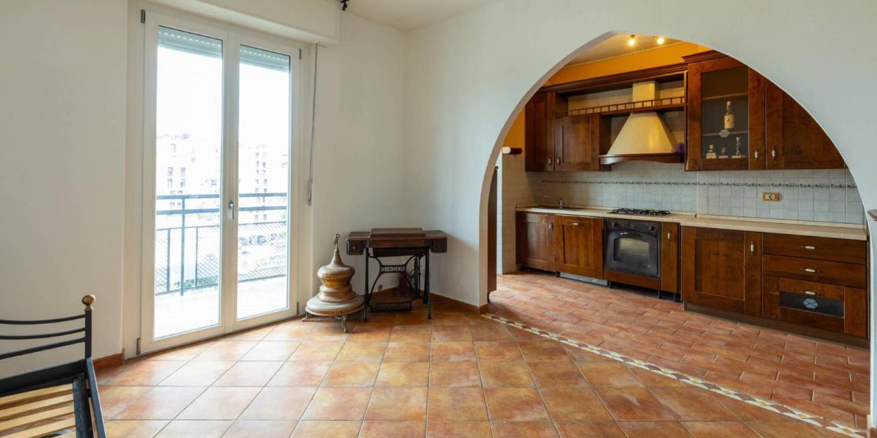 appartamento in vendita a Milano in zona Rottole