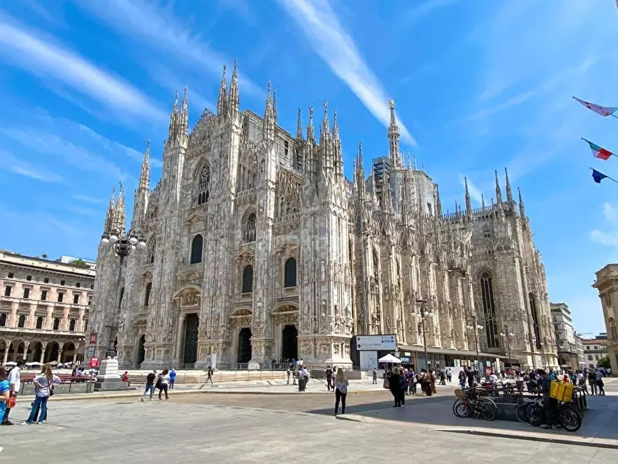 negozio in vendita a Milano in zona Porta Romana