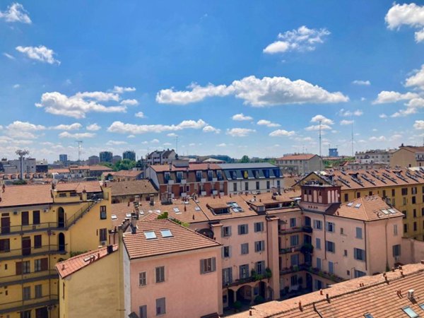 appartamento in vendita a Milano in zona Bocconi