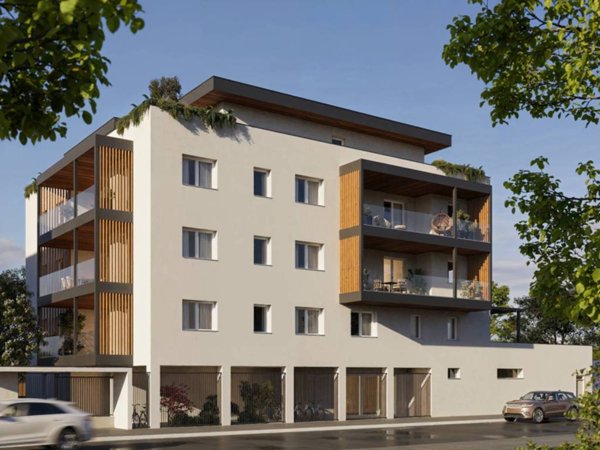 appartamento in vendita a Milano in zona Adriano