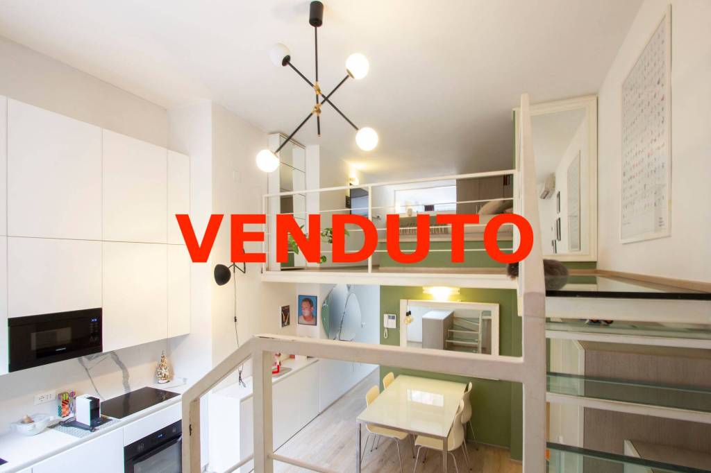 appartamento in vendita a Milano in zona Porta Genova