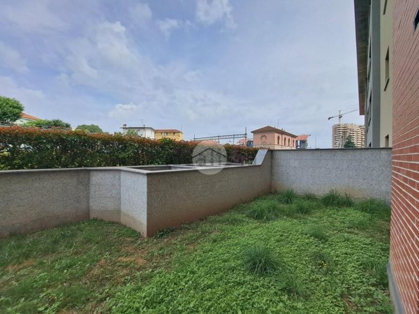 appartamento in vendita a Milano in zona Affori