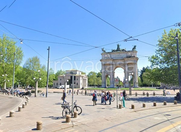 appartamento in vendita a Milano in zona Cagnola