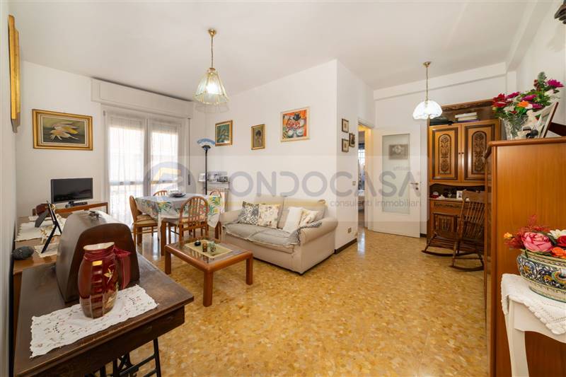 appartamento in vendita a Milano in zona Adriano