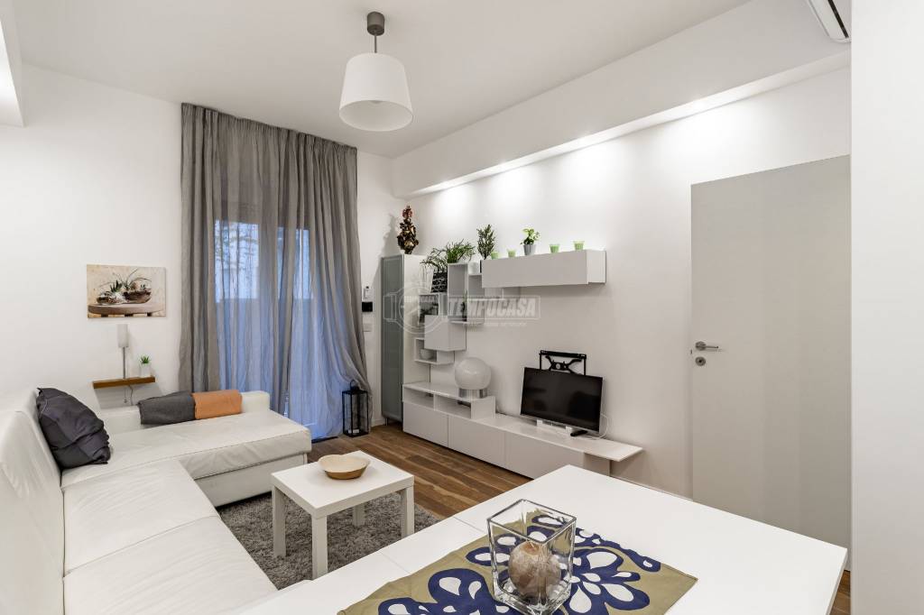 appartamento in vendita a Milano in zona Città Studi