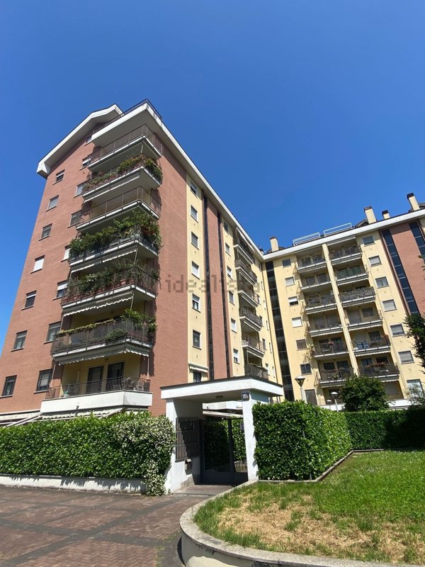 appartamento in vendita a Milano in zona Niguarda