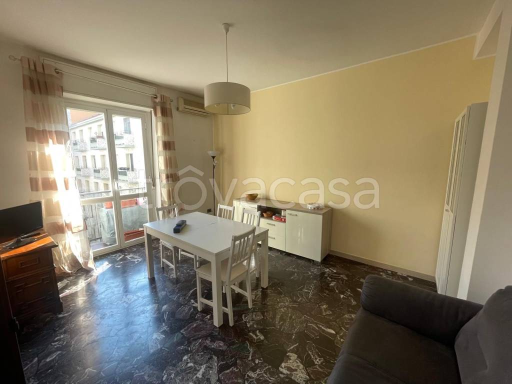 appartamento in vendita a Milano in zona Loreto