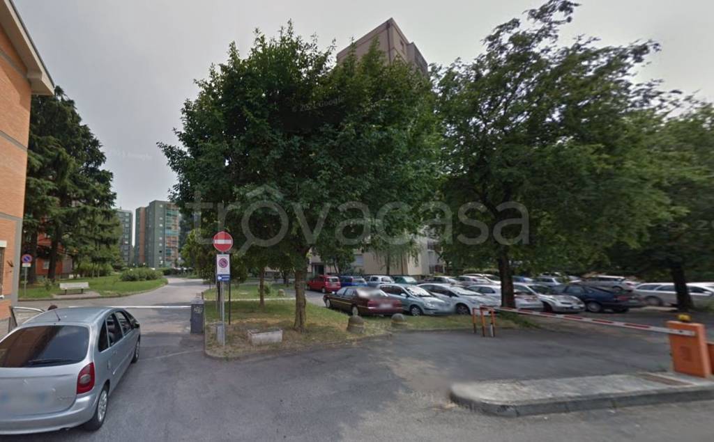 appartamento in vendita a Milano in zona Affori
