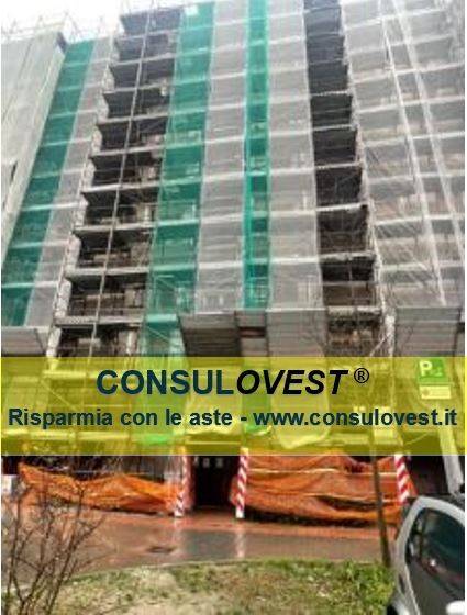 appartamento in vendita a Milano in zona Quarto Oggiaro