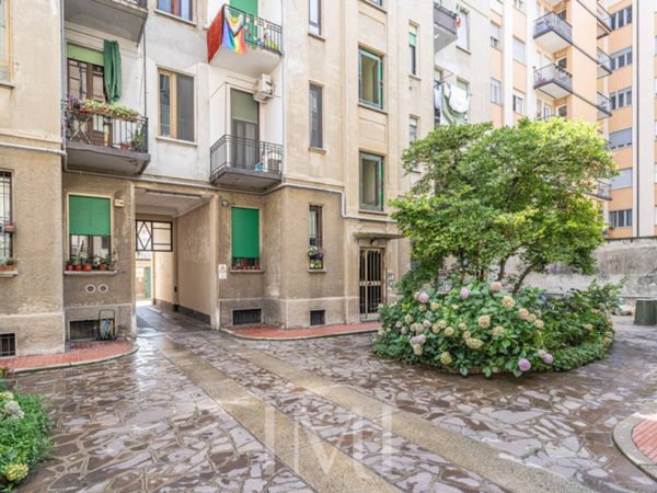 appartamento in vendita a Milano in zona Stadera