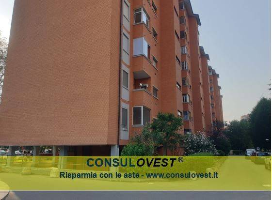 appartamento in vendita a Milano in zona San Cristoforo