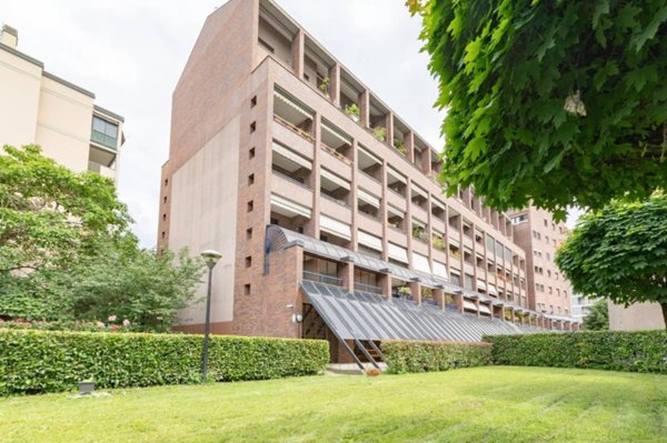 appartamento in vendita a Milano in zona Vigentino