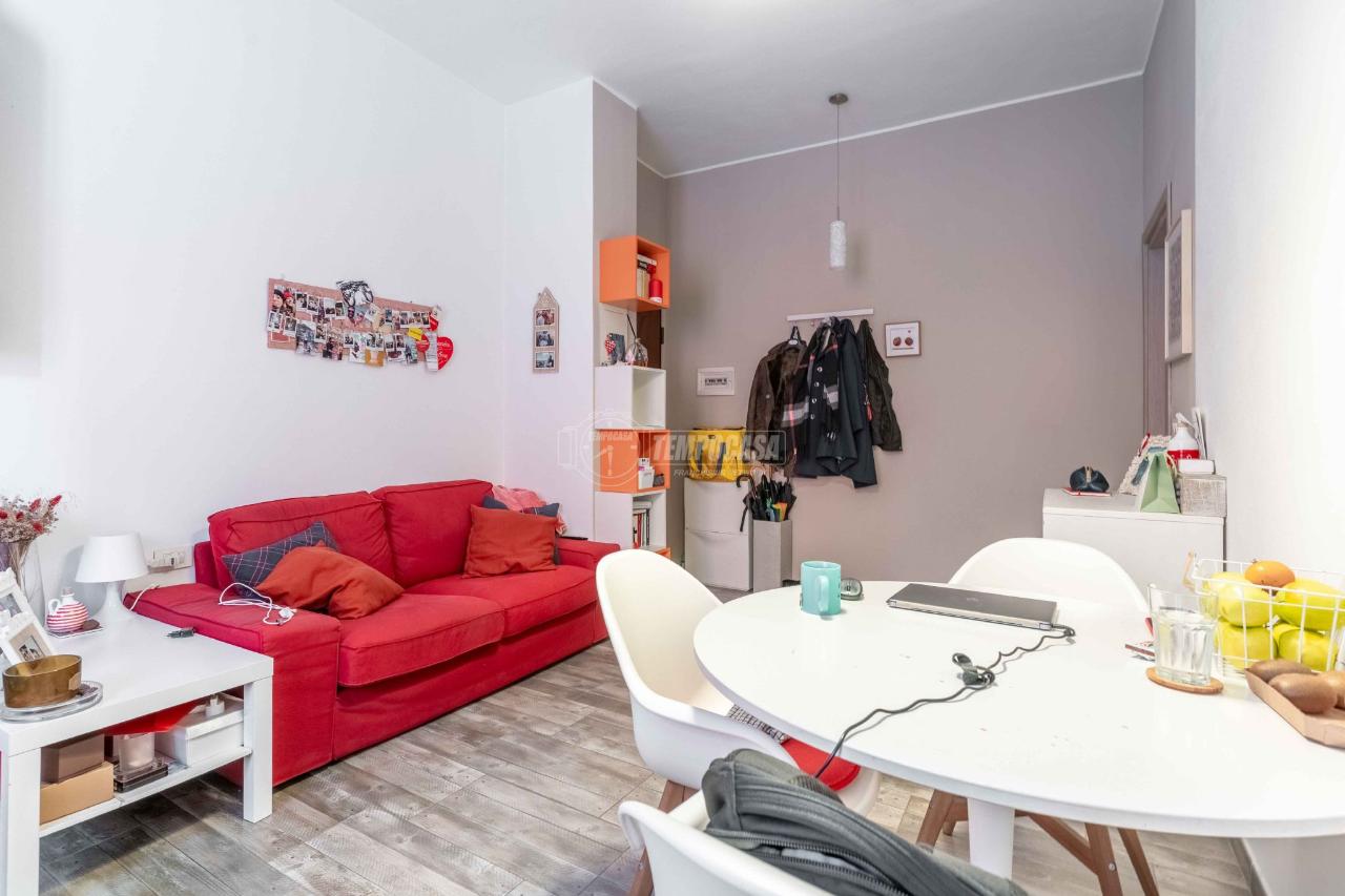 appartamento in vendita a Milano in zona Moncucco