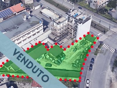 intera palazzina in vendita a Milano in zona Forlanini