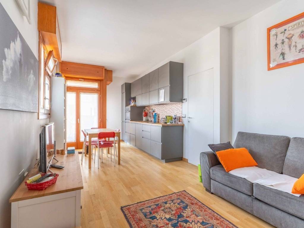 appartamento in vendita a Milano in zona Gratosoglio