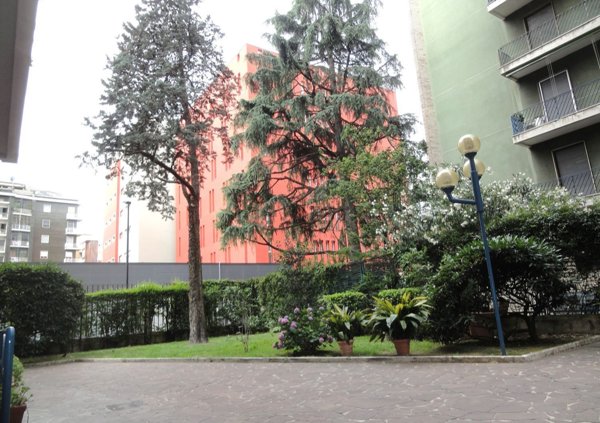 appartamento in vendita a Milano in zona Calvairate
