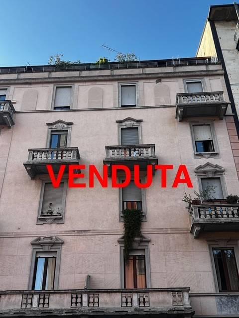appartamento in vendita a Milano in zona Lorenteggio