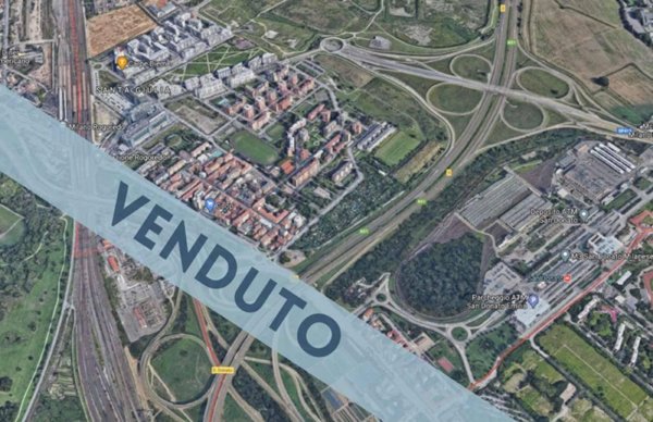 casa indipendente in vendita a Milano in zona Rogoredo