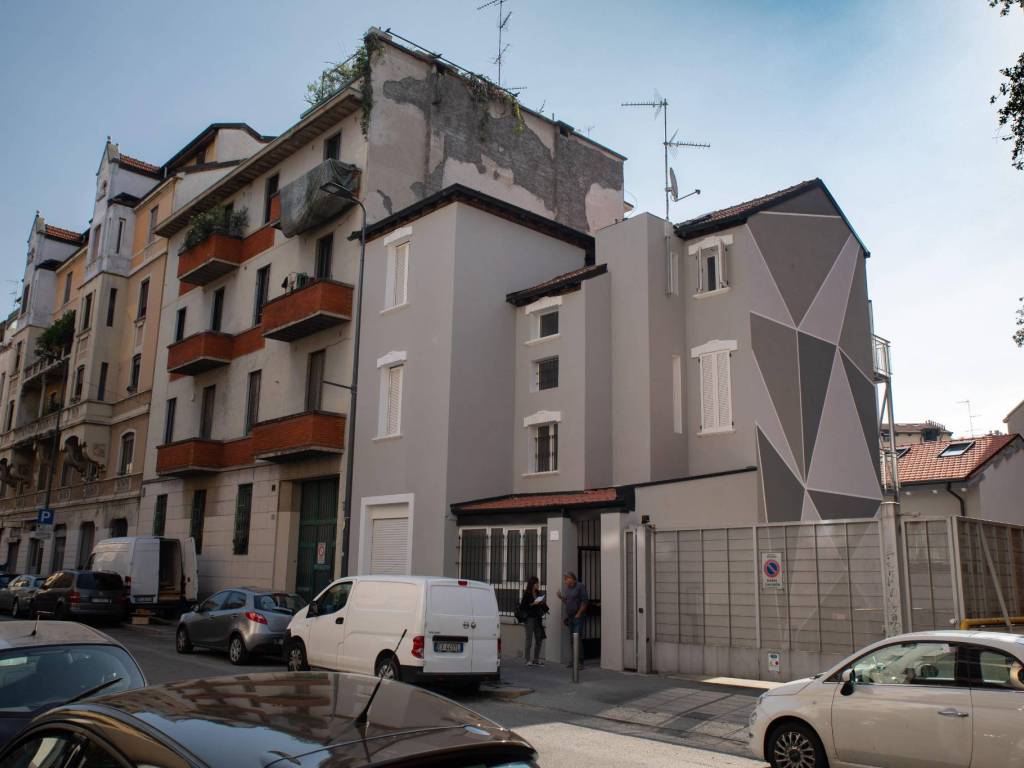 locale commerciale in vendita a Milano in zona Stazione Centrale