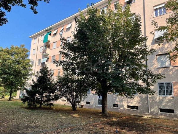 appartamento in vendita a Milano in zona Niguarda