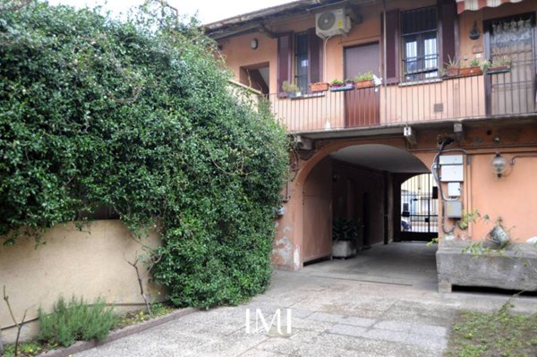 appartamento in vendita a Milano in zona Quarto Oggiaro