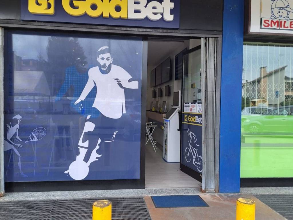 negozio in vendita a Milano in zona Affori
