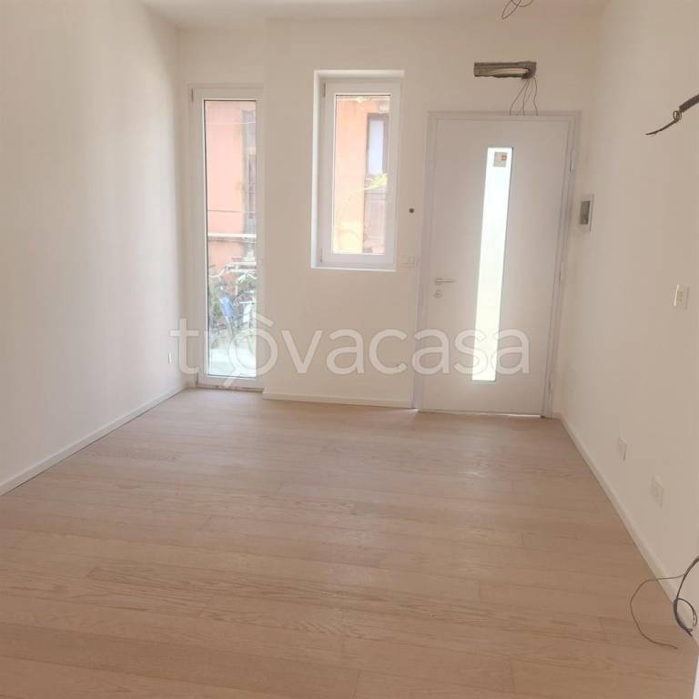 appartamento in vendita a Milano in zona Dergano